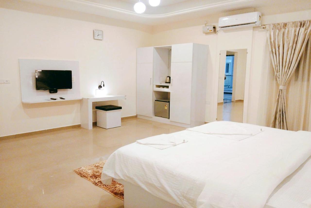 Rk - Inn Premium Suites バンガロール エクステリア 写真