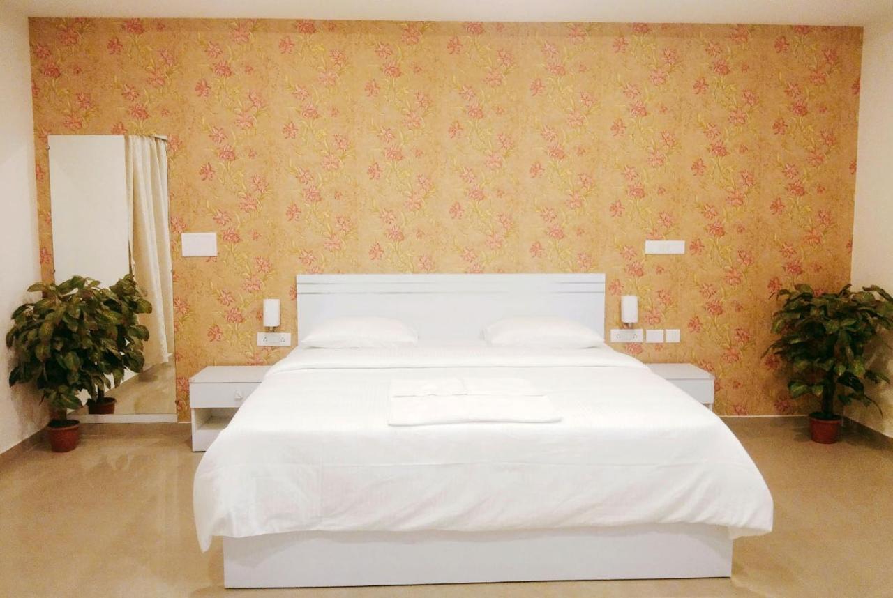 Rk - Inn Premium Suites バンガロール エクステリア 写真
